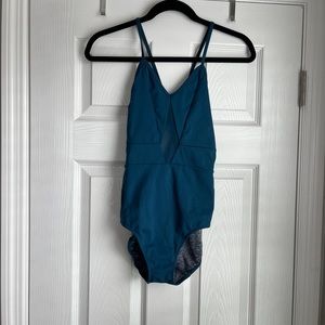 FIVE DANCEWEAR FORM LEOTARD